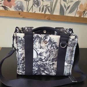 Lululemon Athletica Navy and White Crossbody Bag